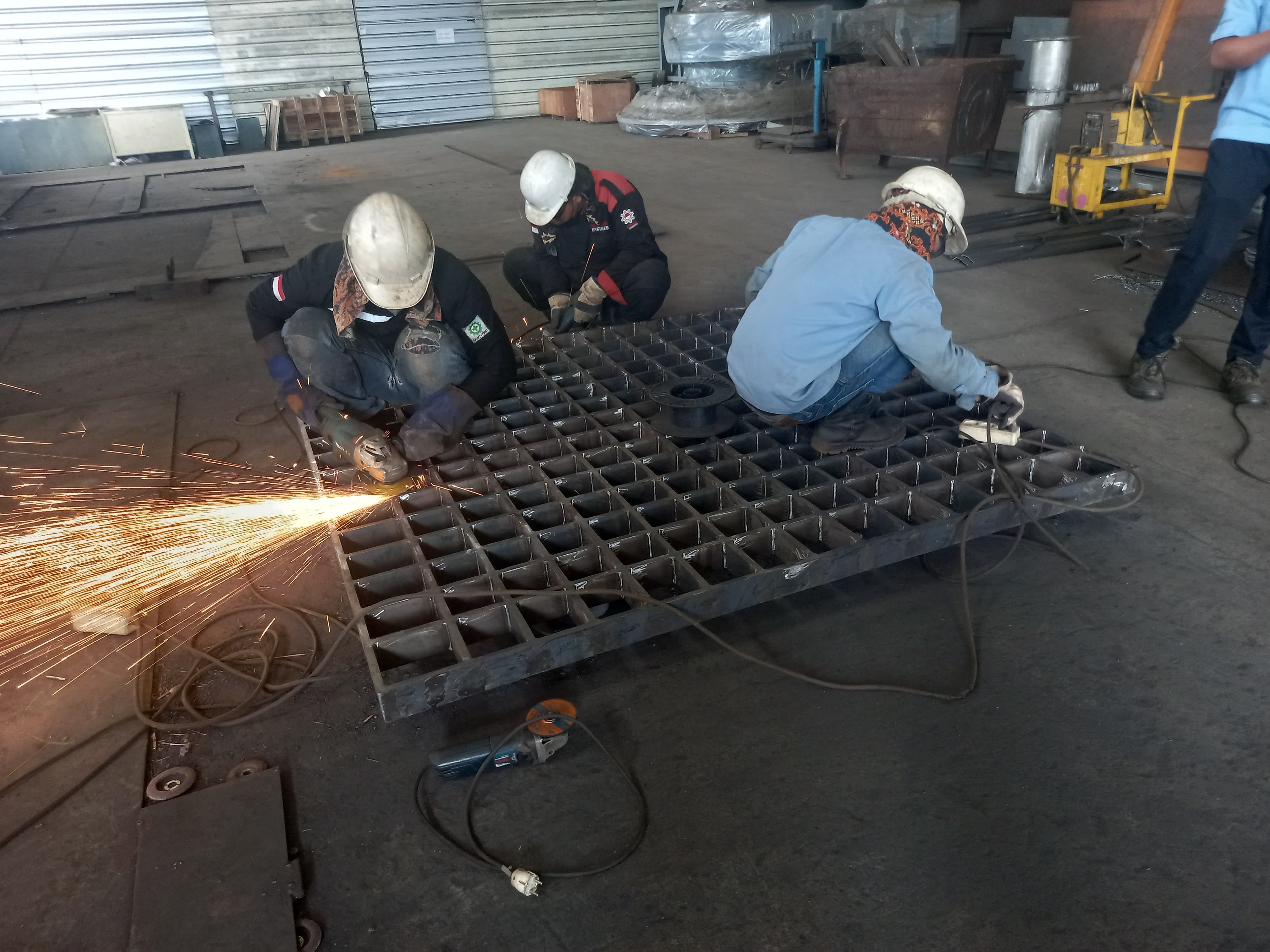 Tim & operasi PT IBS